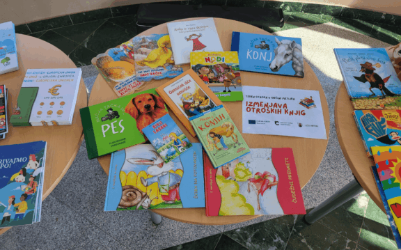 Uspešna izmenjava otroških knjig