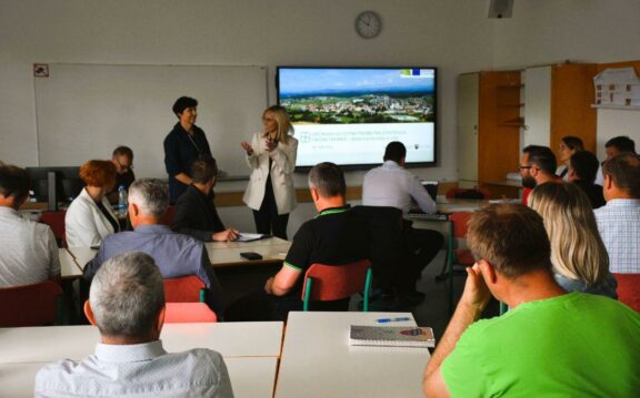 Razvojni center Novo mesto sodeluje pri pripravi Občinskih celostnih prometnih strategij